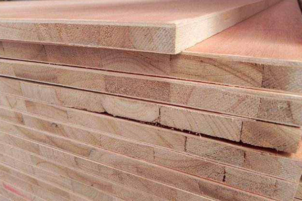 內(nèi)蒙古環(huán)保楊木芯生態(tài)板名錄